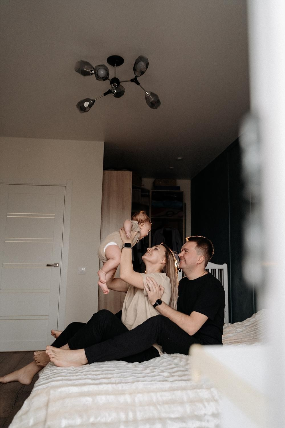 Newborn lifestile. Orange County Wedding Photographer & Videographer | Candid & Timeless Wedding Photo + Video | Italiantsev