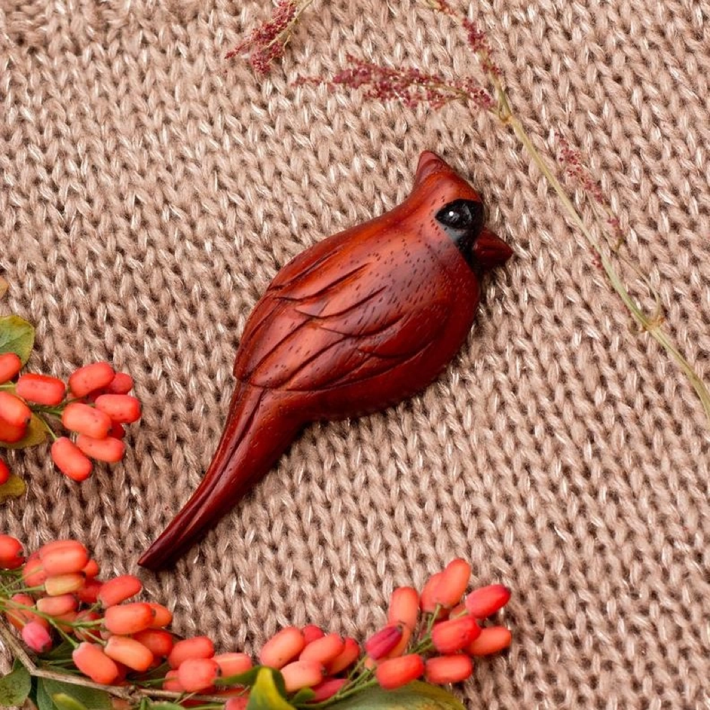 Броши. Резьба по дереву. Уникальные декоративные скульптуры для интерьера