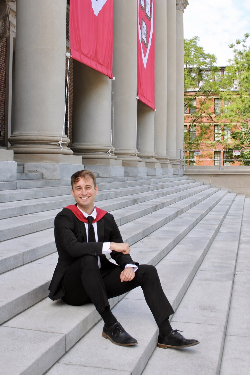 Masters graduation with Talia (group shoot). Kelly Sang, graduation and portrait photographer in Boston