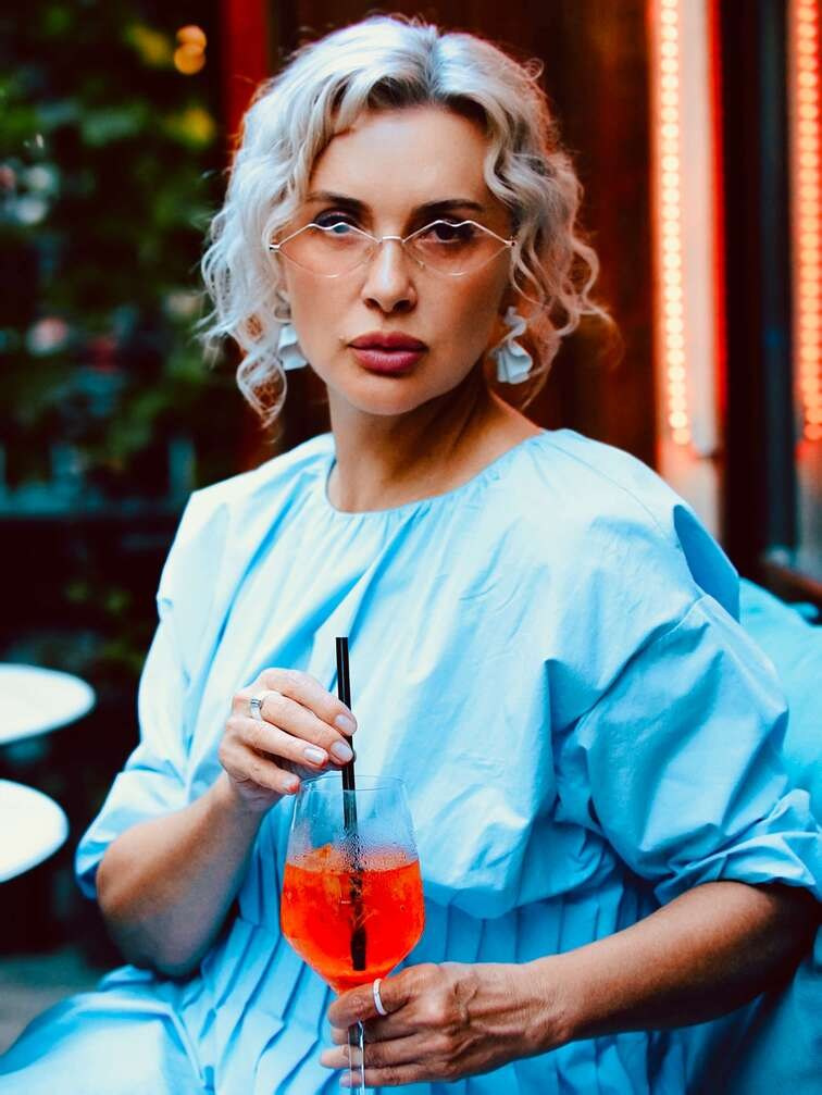 артистична фотосесия на тийнейджър София