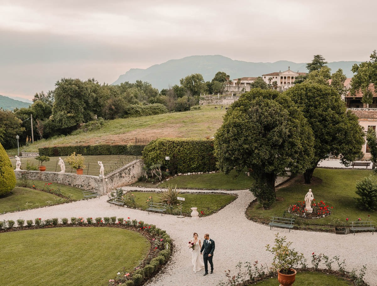 Matrimonio a Villa Godi Malinverni | Destination Wedding Italy | Lorenzo Mazzega Wedding. Lorenzo Mazzega Wedding | Fotografo Matrimonio Milano | Stile Fashion & Editoriale