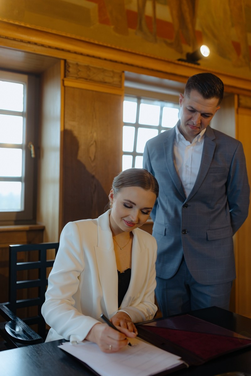 Civil Wedding at Hochzeitsturm Darmstadt. Wedding photographer & videographer Frankfurt | Denis Mirosnik