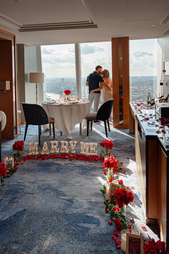 Proposal at the Shard. Tonya Kyrylenko photographer in London