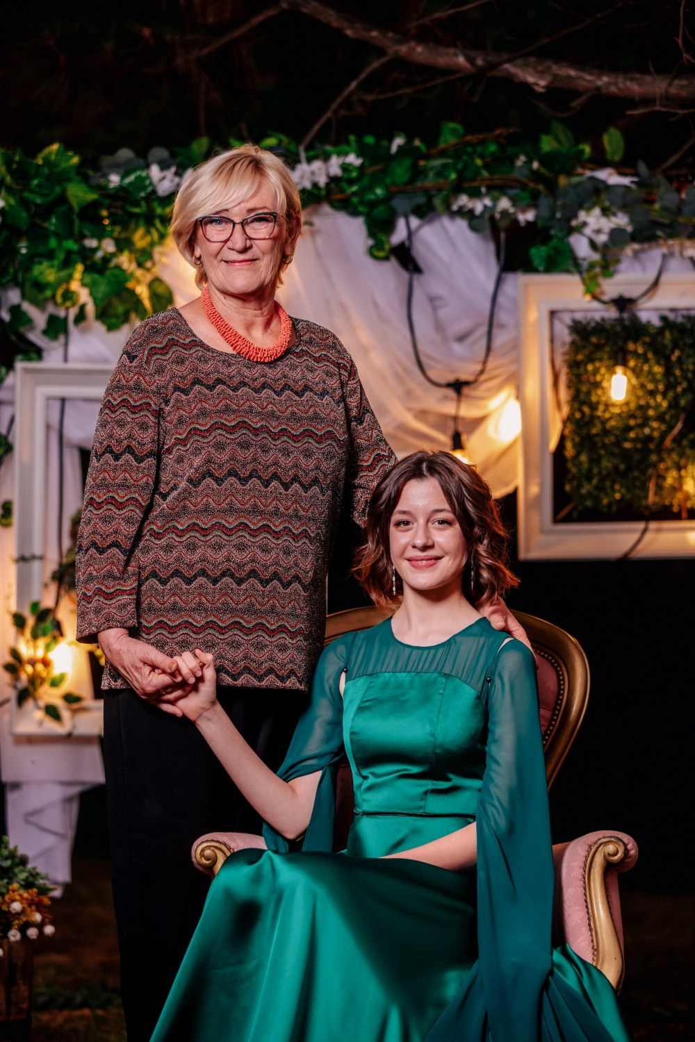 MATURSKA FOTOGRAFISANJA. Fotografi iz Backog Petrovca David i Andrea Stojanovic