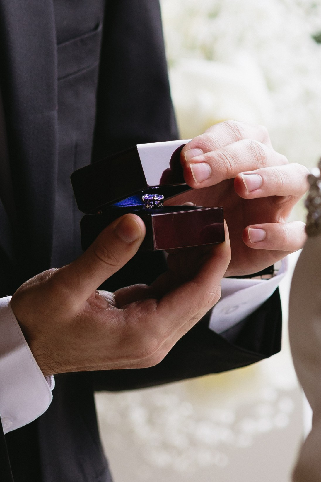 Jon & Laziza. Wedding photographer in Italy