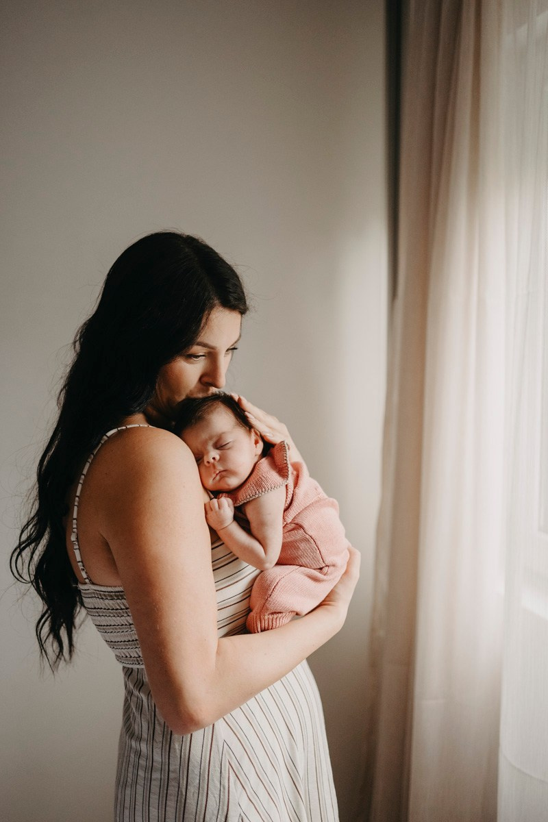 Latinka, Visnja i Konstantin / porodicno fotografisanje, fotografisanje bebe kod kuce. Deciji i porodicni fotograf u Beogradu Oksana Skendzic