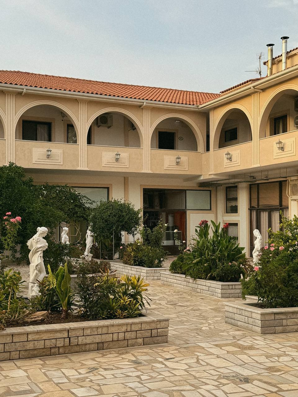 Моими глазами. Salut!