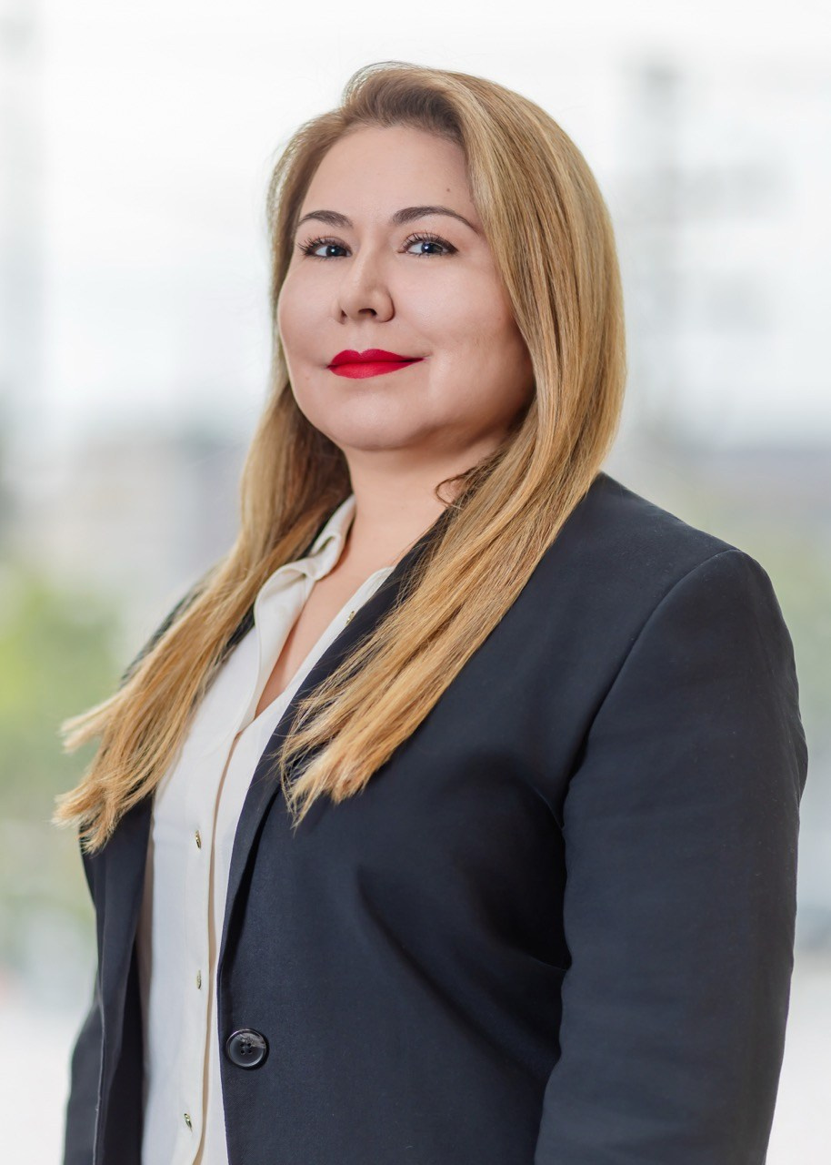 Hyson Retratos Corporativos. Alex Martínez Fotógrafo | Bodas, retratos y eventos en Tijuana