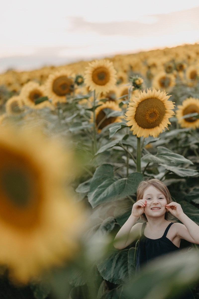 Jelena Milos Dunja i Mila / porodicno fotografisanje. Deciji i porodicni fotograf u Beogradu Oksana Skendzic