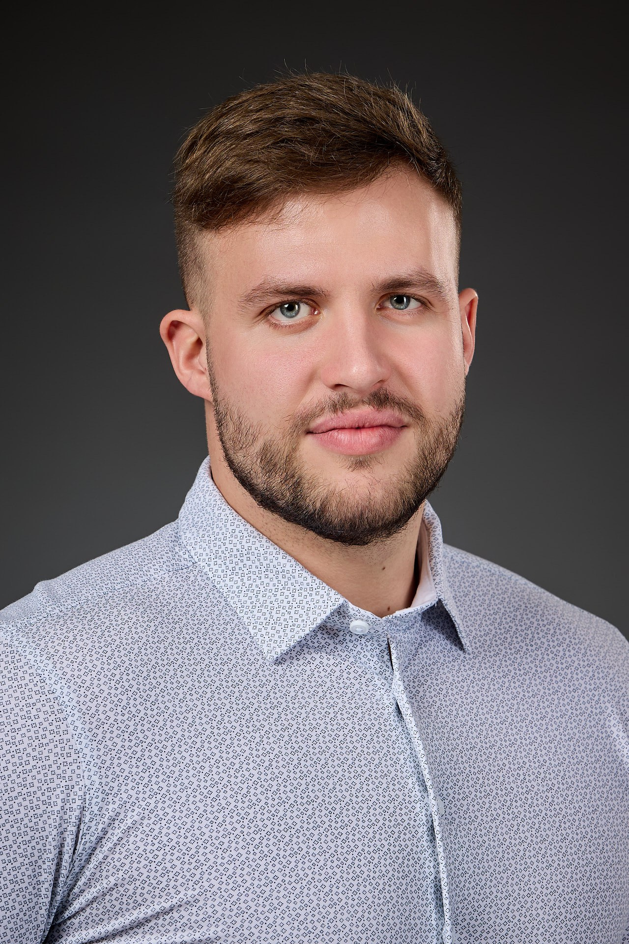 БИЗНЕС ПОРТРЕТ