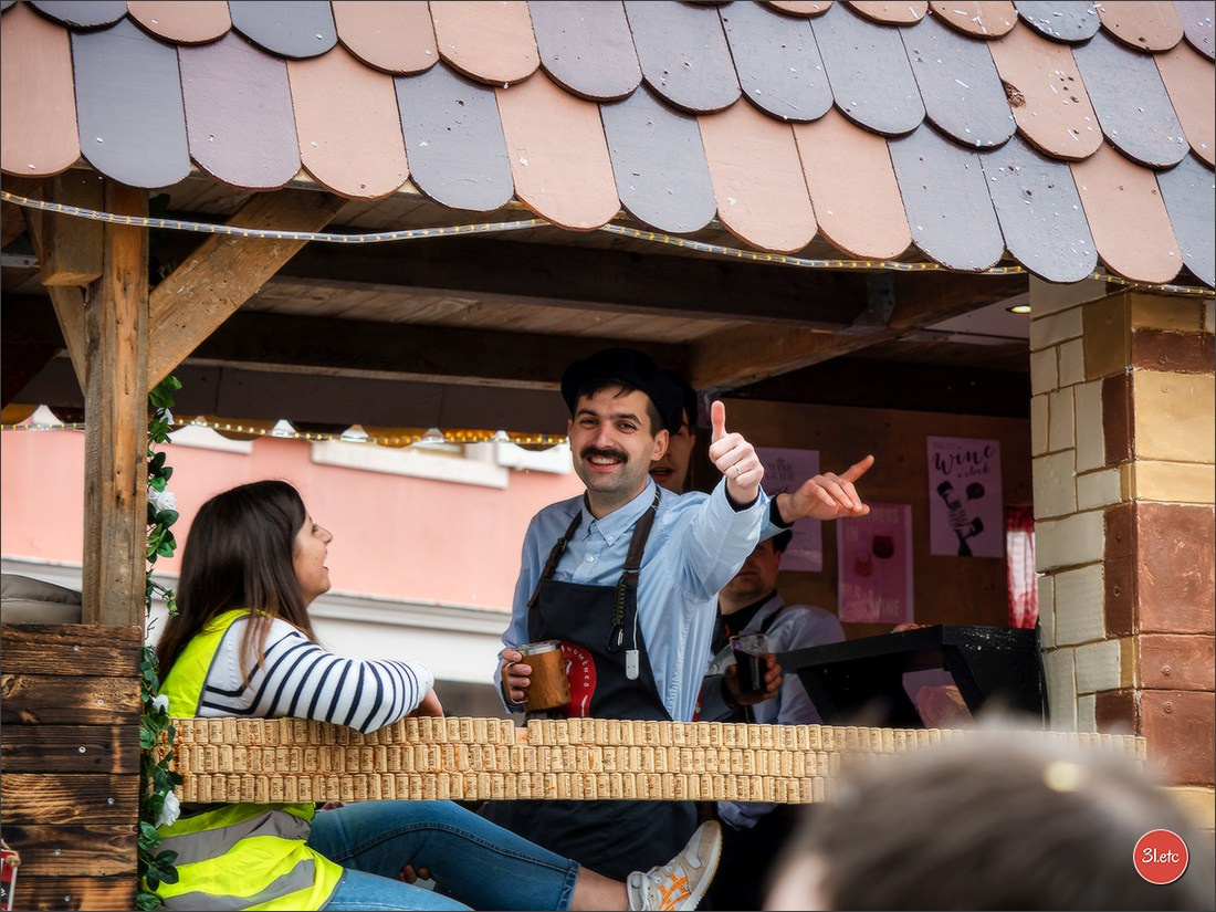 Traditional February carnival. Music, dancing, costume performances. C. Photographe à Strasbourg | Portraits, Studio, Enfants, Événements