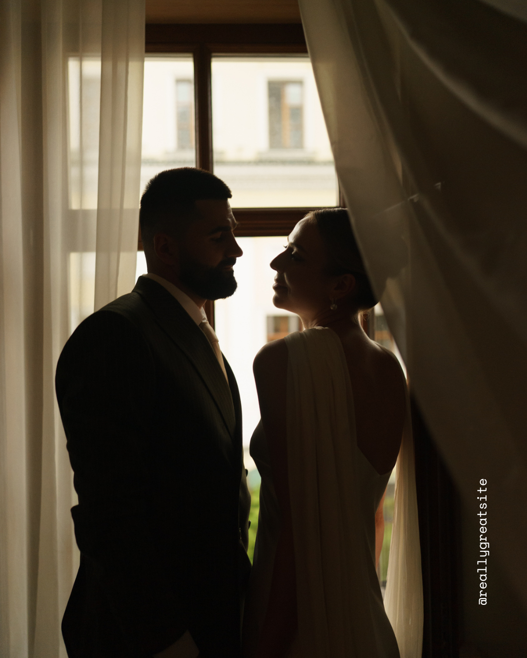 Rainy Wedding. Professional Photographer Abu Dhabi, Dubai — Yulia Ismoilova | 2025