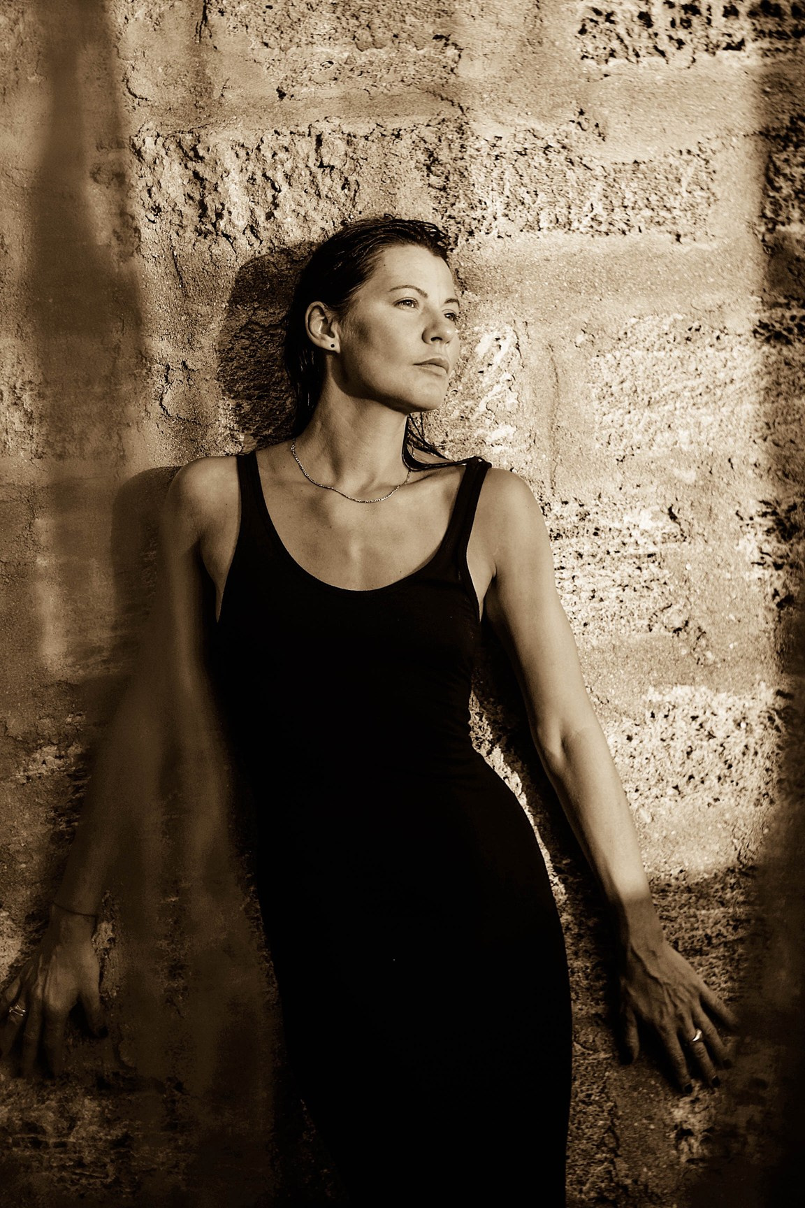 EXHIBITION. Lero Photographer and a set designer|individual custom portrait and advertising photography in Zutphen