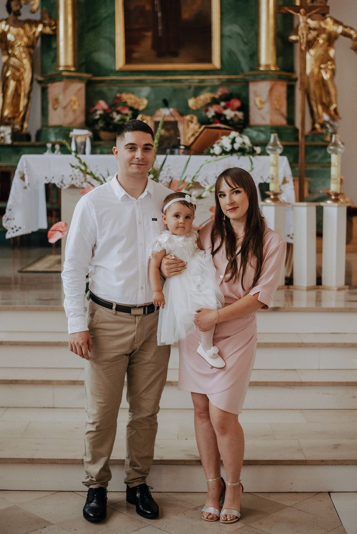 Chrzest Święty Hani. Dominika Strachacka Fotografia | Fotograf ślubny i rodzinny Opole Lubelskie Lublin