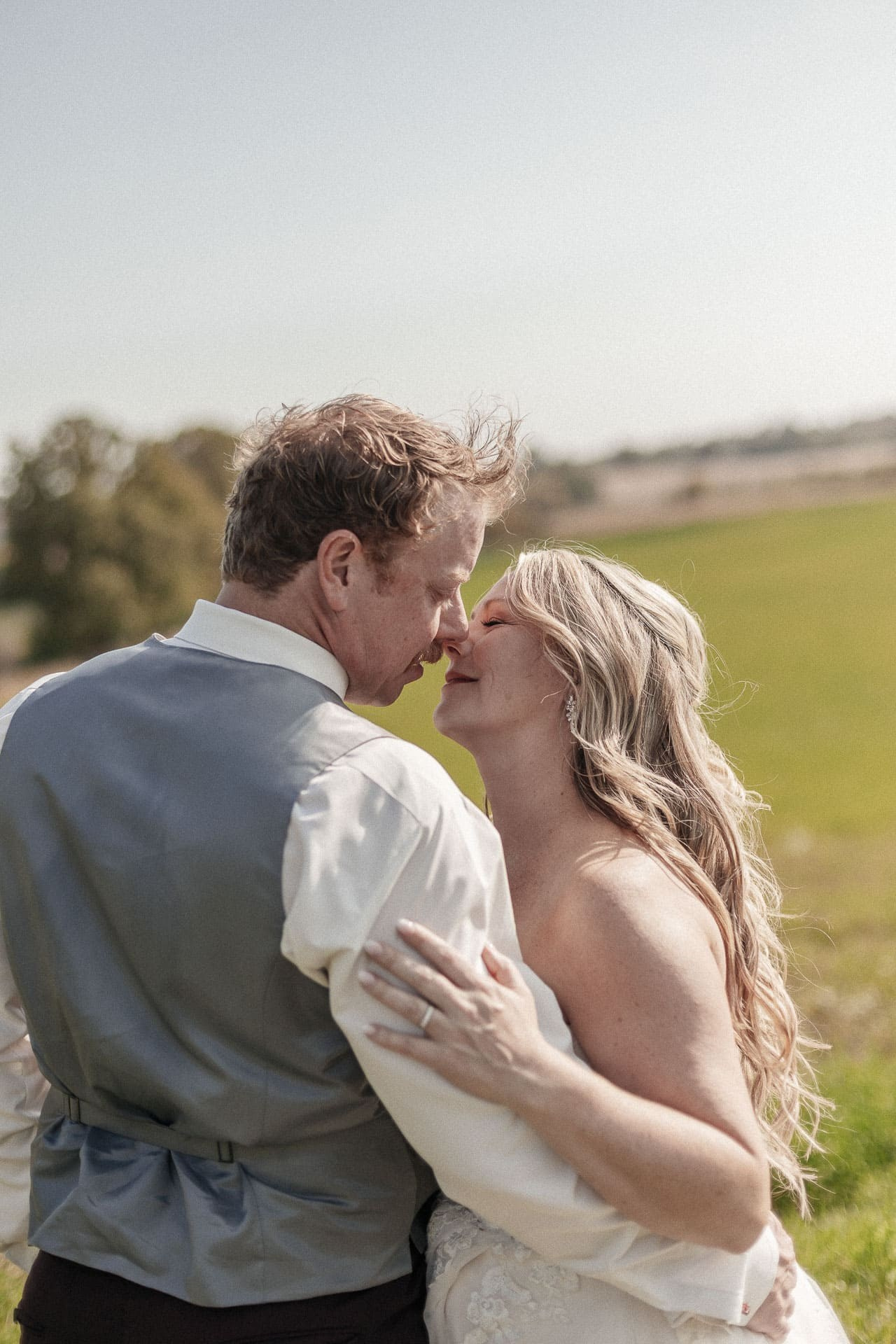 Hannah & Nikita’s Candid Wedding Photos | Documentary-Style Wedding Photography | Toronto, GTA, Vaughan, Mississauga. Storytellers Films — Candid Wedding Videographer & Photographer in Toronto, Ontario and beyond