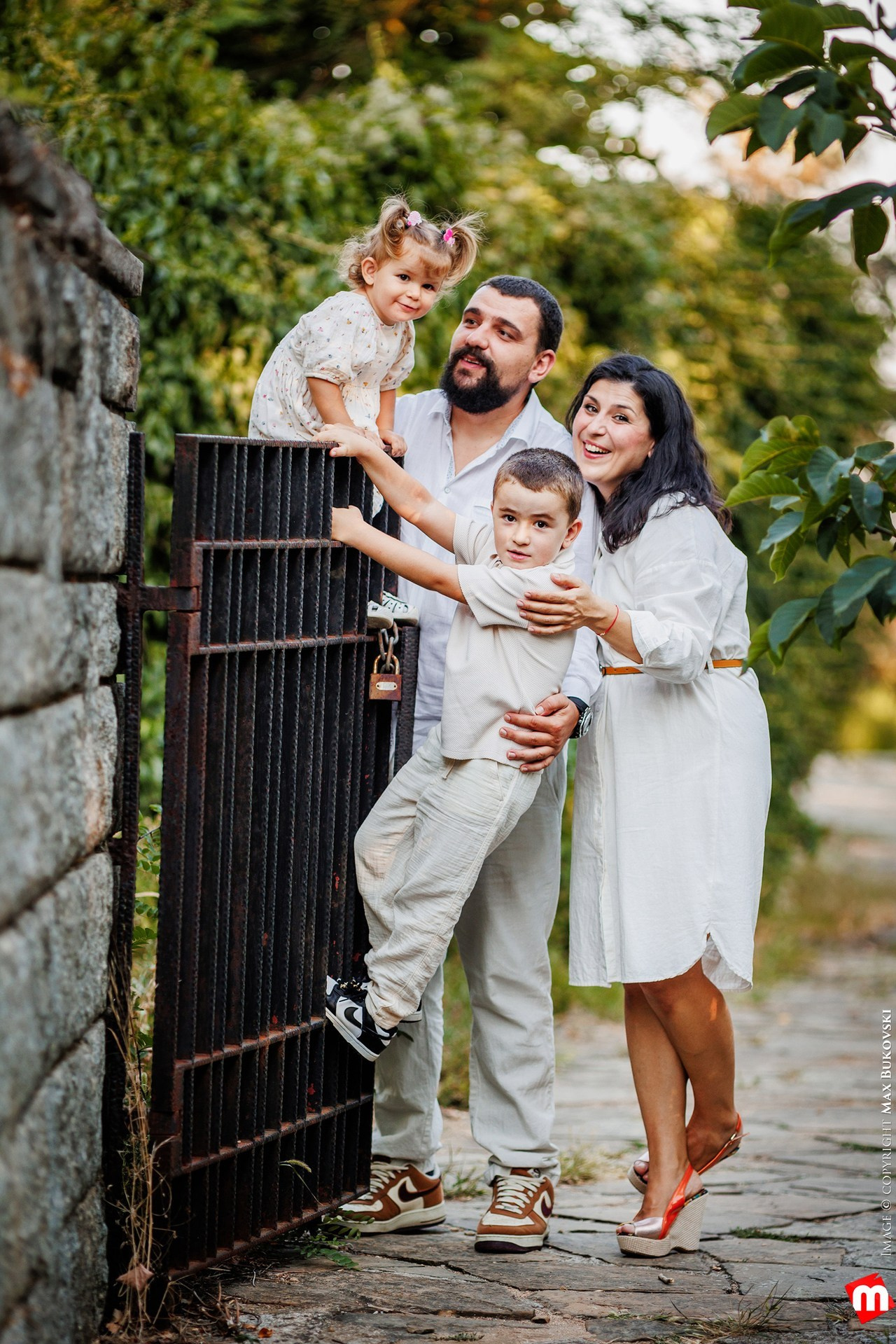 Ревюта. Начало