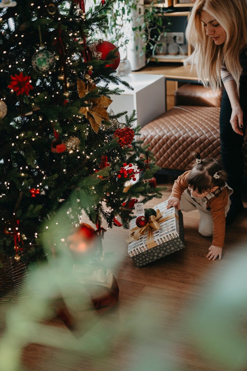 Natasa, Ema i Lazar — porodicno fotografisanje kod kuce. Deciji i porodicni fotograf u Beogradu Oksana Skendzic