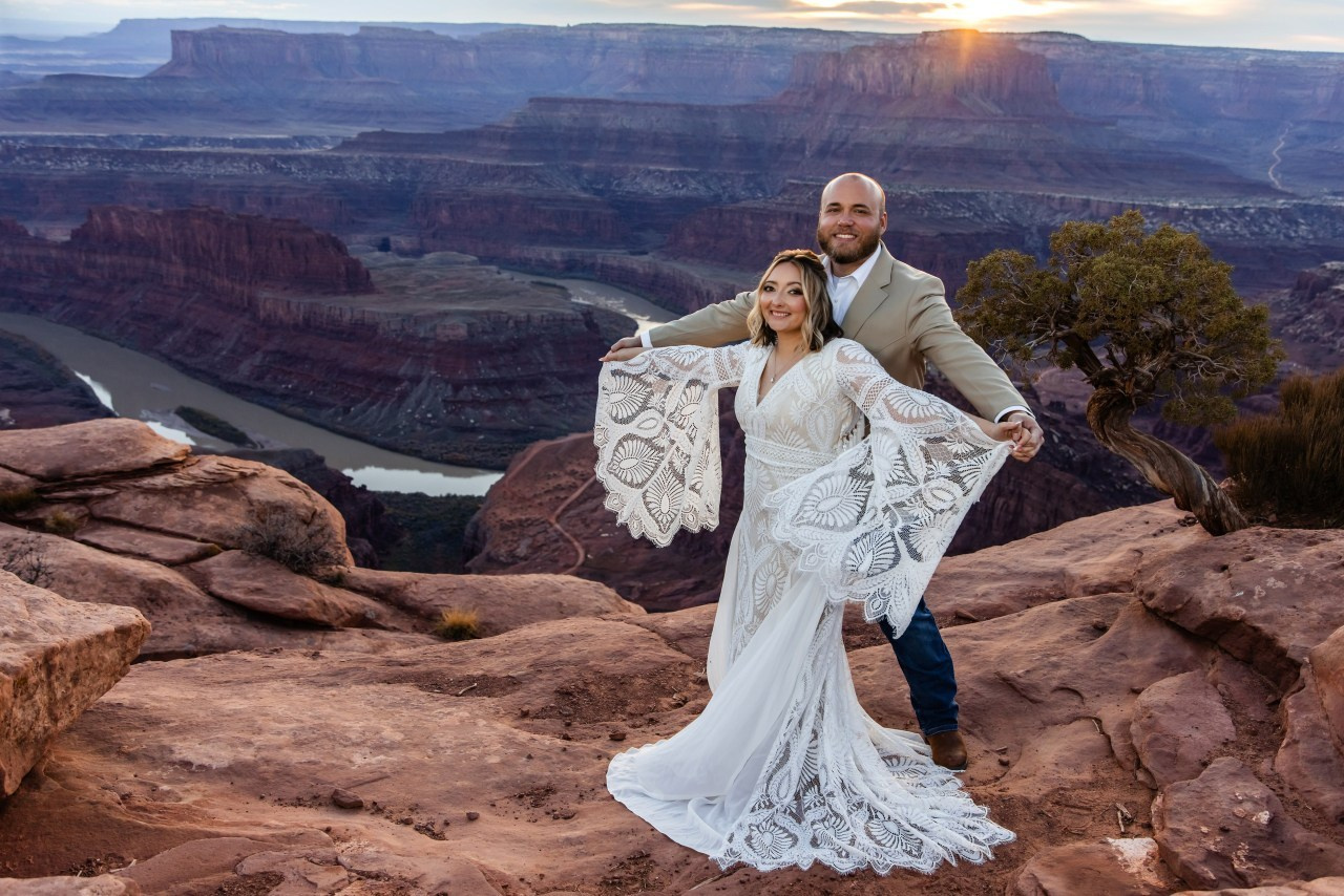 Testimonials. Wedding photographer Utah. Weddings, Families, Portraits