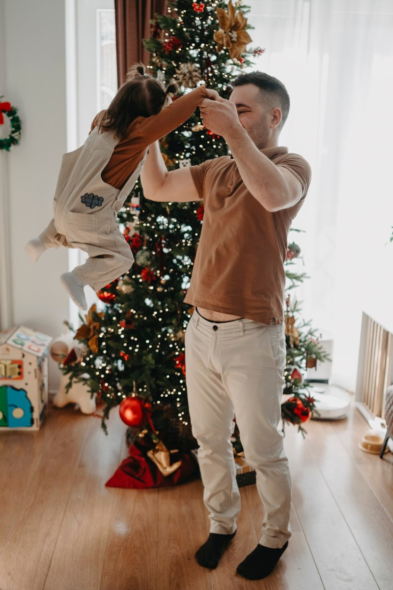 Natasa, Ema i Lazar — porodicno fotografisanje kod kuce. Deciji i porodicni fotograf u Beogradu Oksana Skendzic