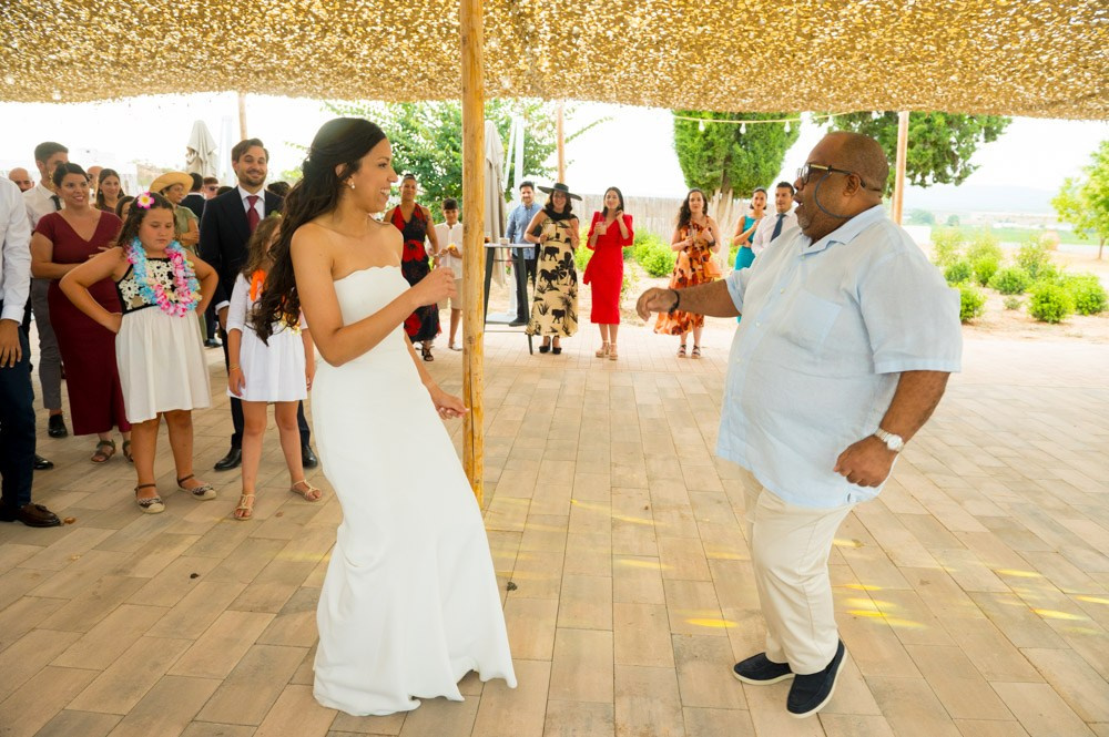 Boda de Alejandra y Javier · Bodega Sierra Norte, Finca Calderón, Requena · Javier Poveda