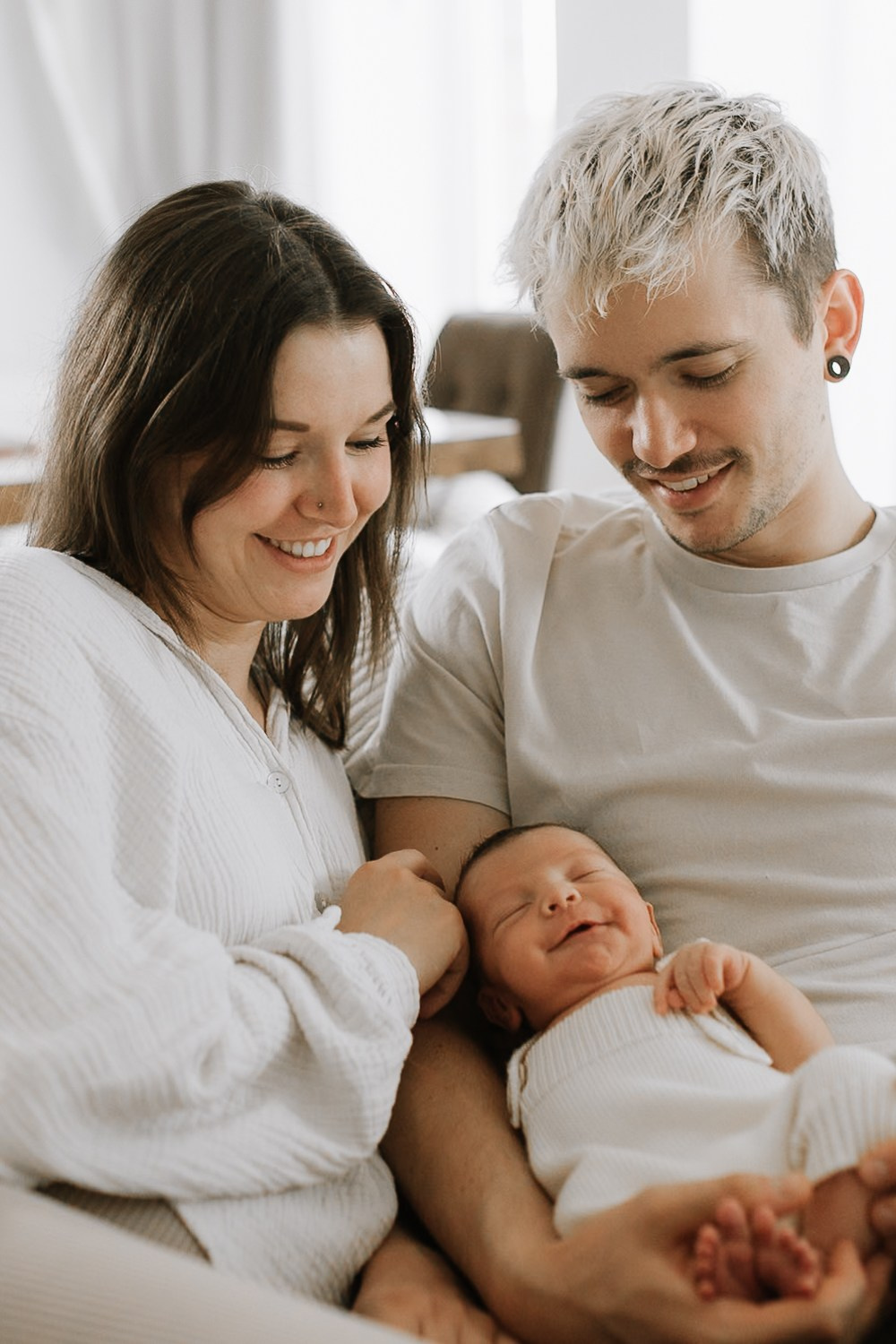 Neugeborenenfotografie Düsseldorf, Newborn Shooting Düsseldorf, Babyfotograf Düsseldorf, natürliche Babyfotos, Familienfotografie Düsseldorf, Neugeborenenshooting NRW.