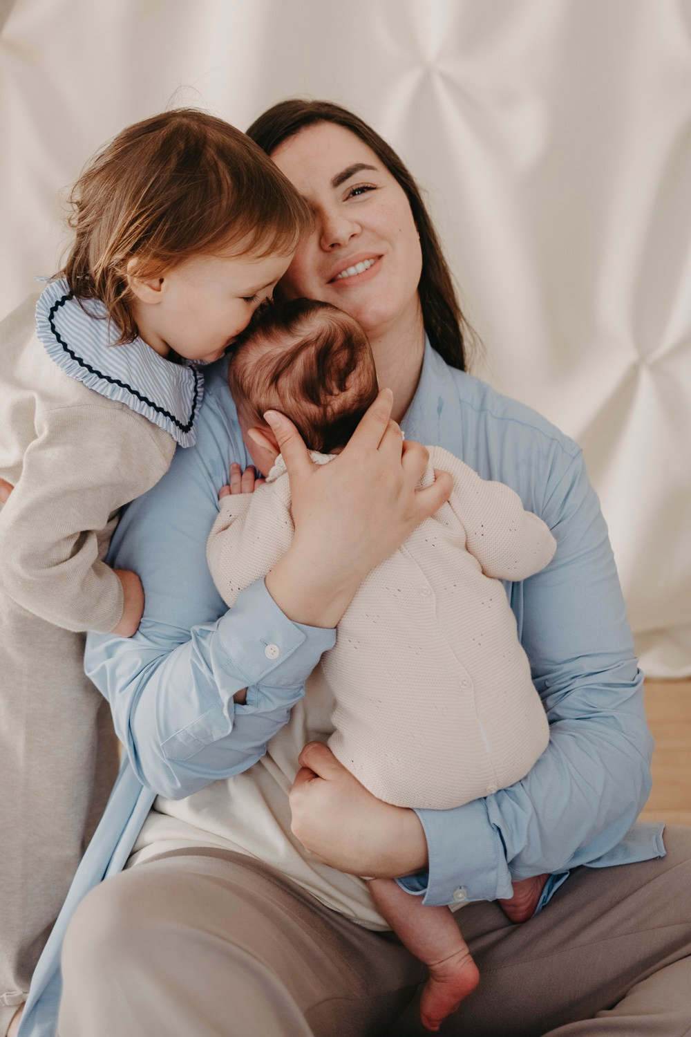 Mamine i bakine Masa i Nadja. Deciji i porodicni fotograf u Beogradu Oksana Skendzic