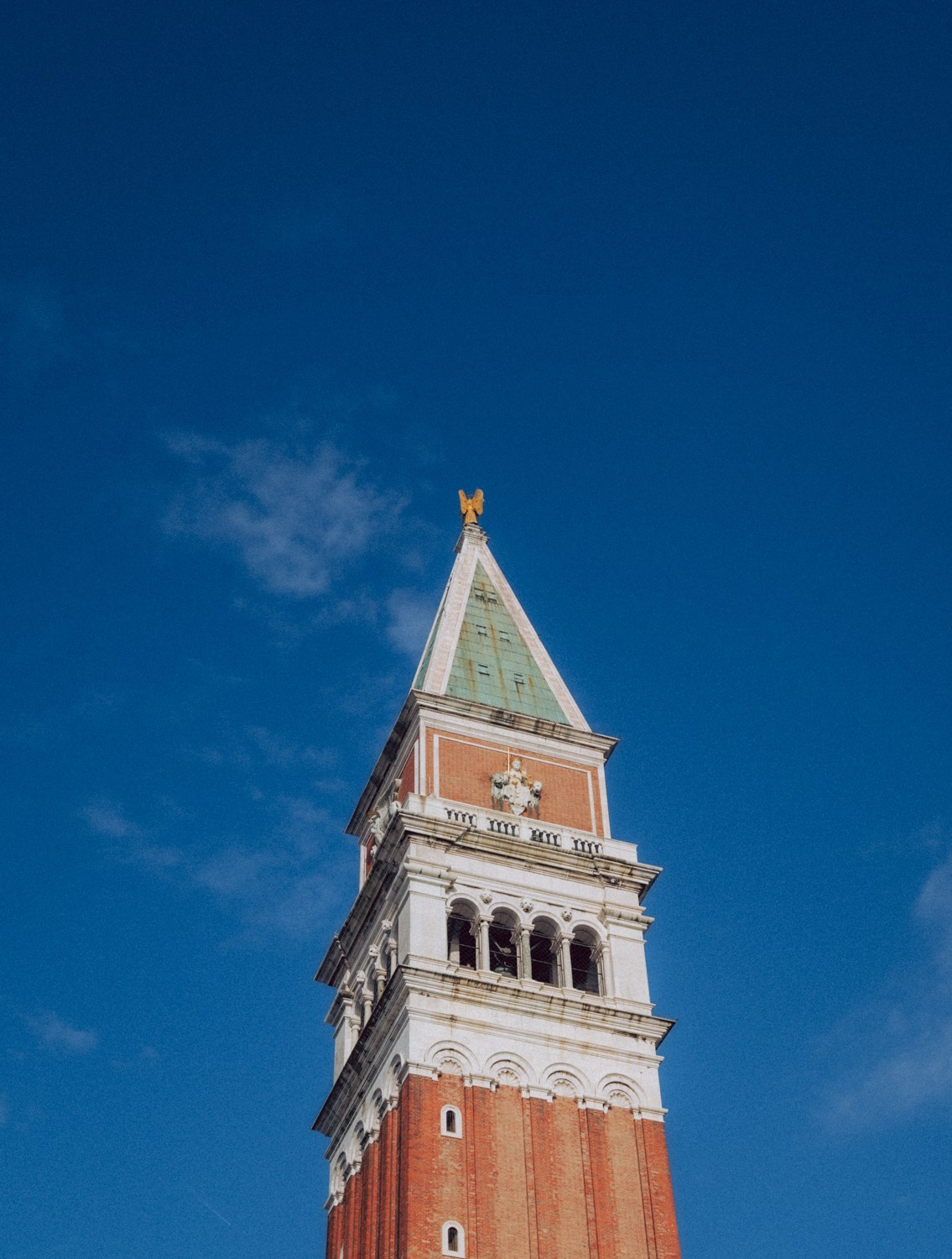 From Venice with Love. Anastasiia Buchinskaia Fotografa Milano