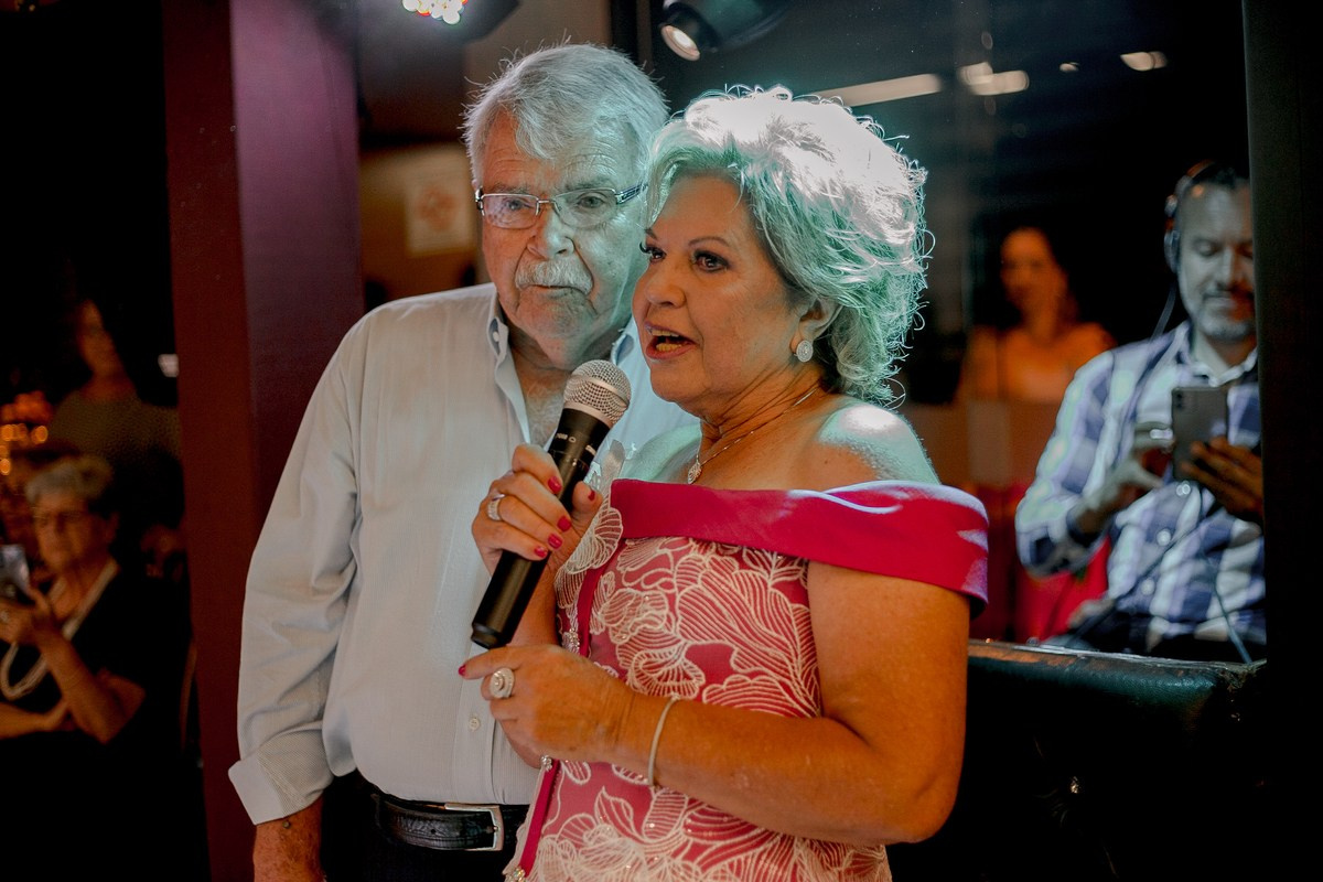 Waldeana - 70 anos. Fotógrafa de Eventos em São Paulo e Sorocaba Kika Damasceno