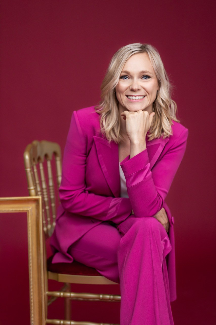 PRO MAGAZÍN. Dana Lišková — Empatická fotografka | Introspektivní umělkyně | Neurodivergentní koučka| Zakladatelka Artepy.cz