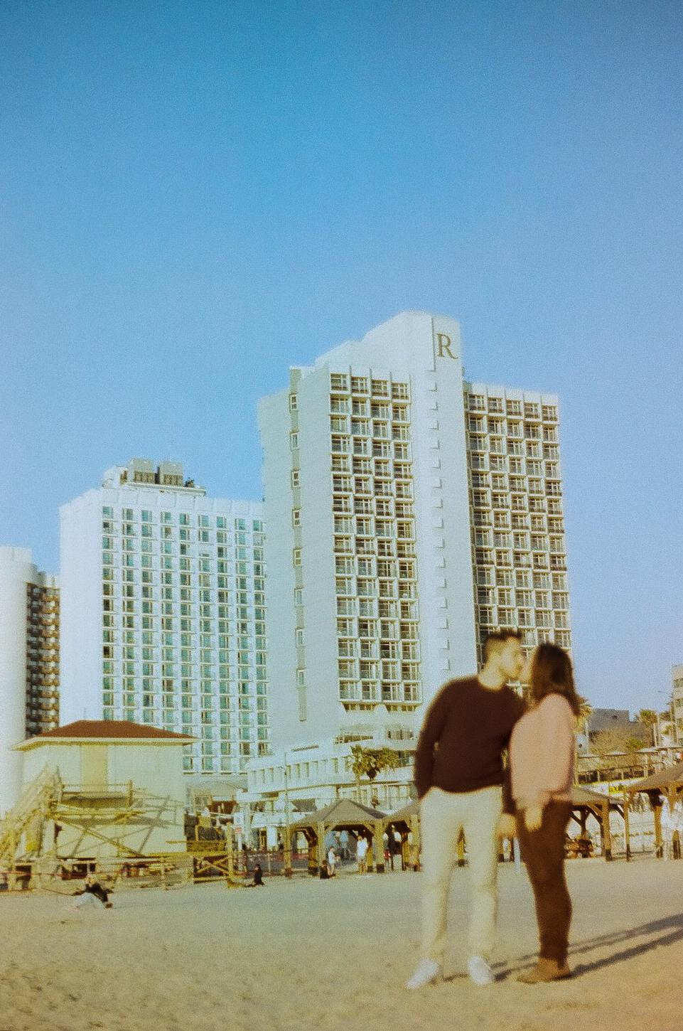 Ariel & Milena. Film photographer