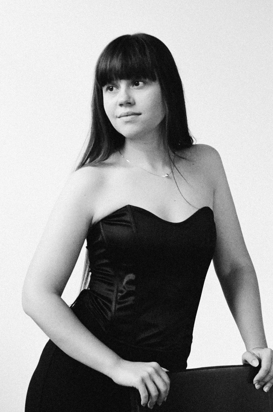 Ксюша. Film photographer