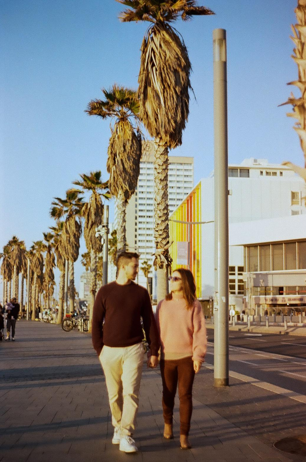 Ariel & Milena. Film photographer