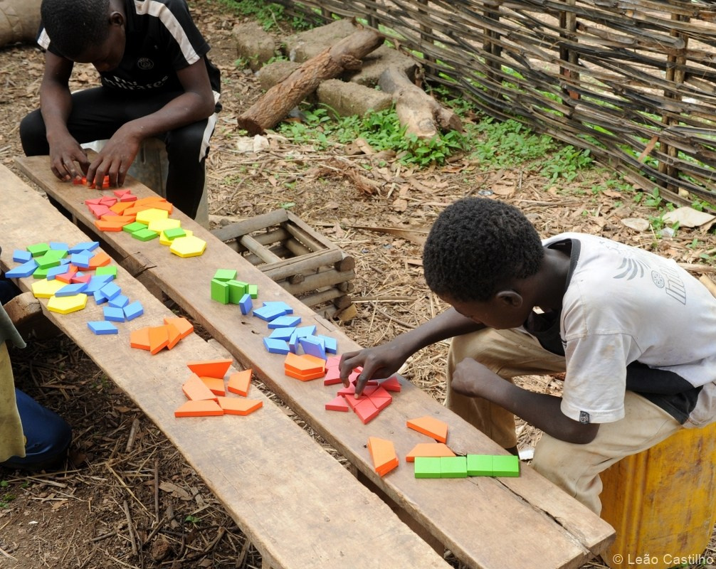 Photos of volunteer work at Senegal. Simbahalu