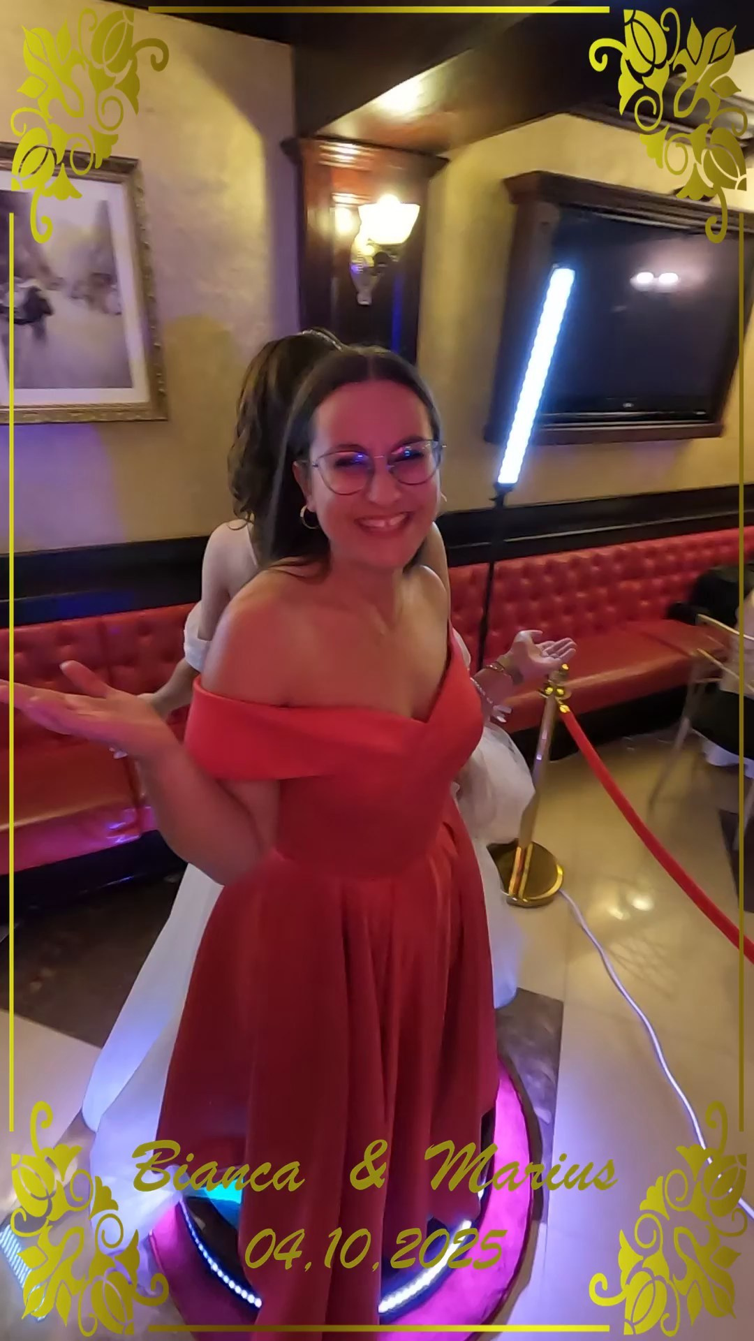 Prețuri Platformă 360 | Video Booth 360° Piatra Neamț | FotoACTIV. Fotograf Profesionist Piatra Neamț, Roman, Târgu Neamț, Bicaz, Neamț | Studio, Nuntă, Botez, Eveniment | FotoACTIV