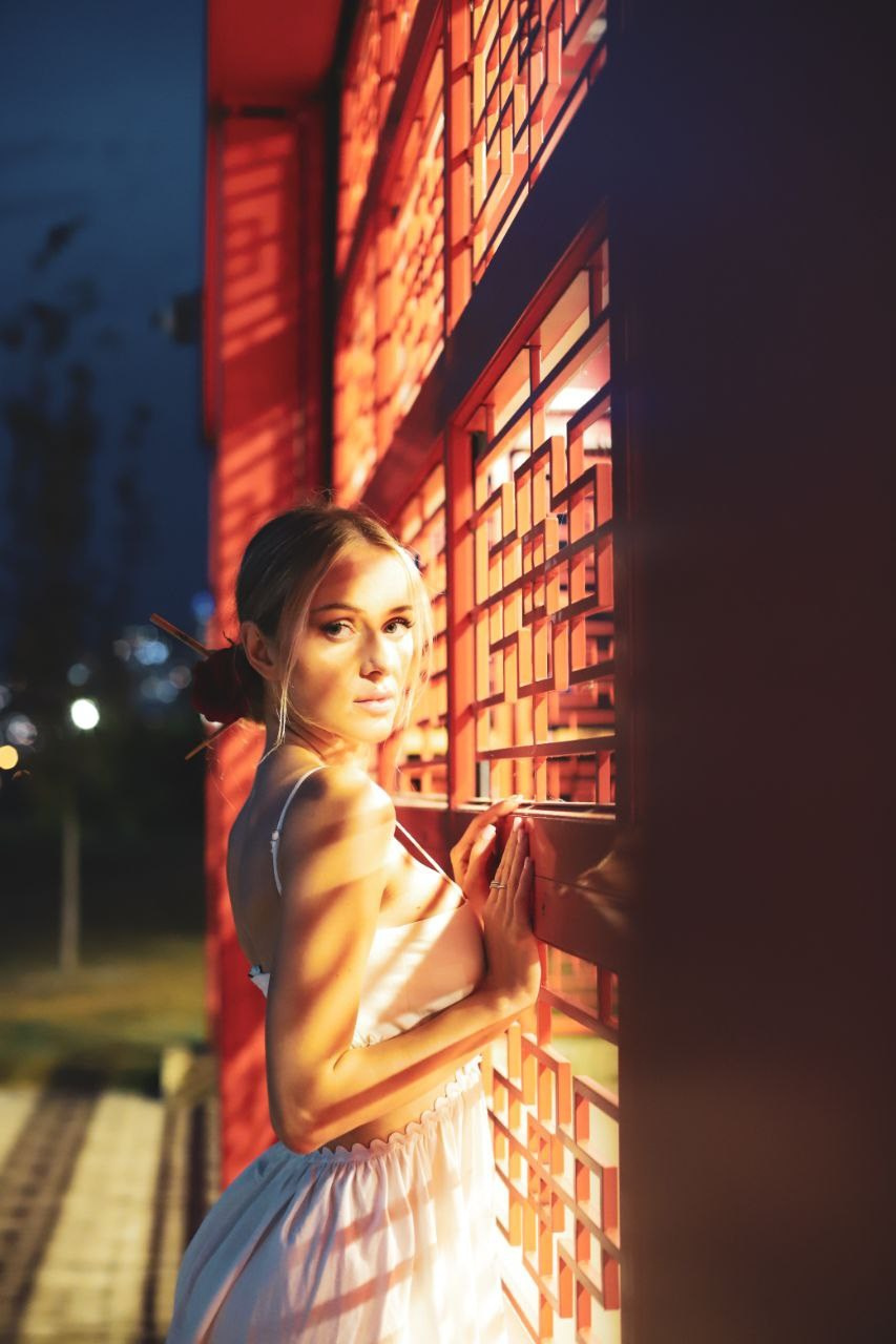 Yulia. VALERIIA VIUNOVA individual shooting\love story\event\brand