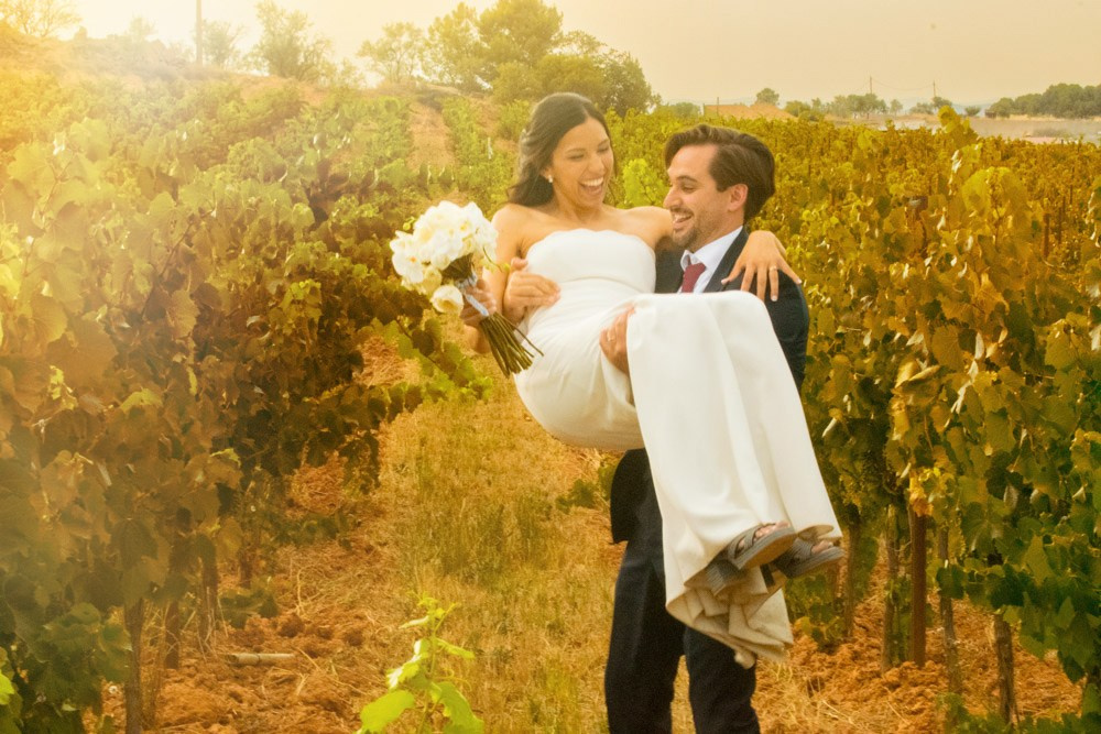 Boda de Alejandra y Javier · Bodega Sierra Norte, Finca Calderón, Requena · Javier Poveda
