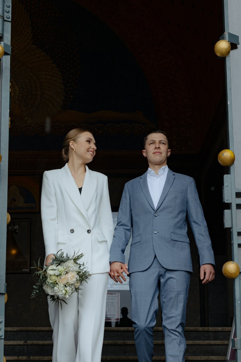 couple is going out from hochzeitsturm