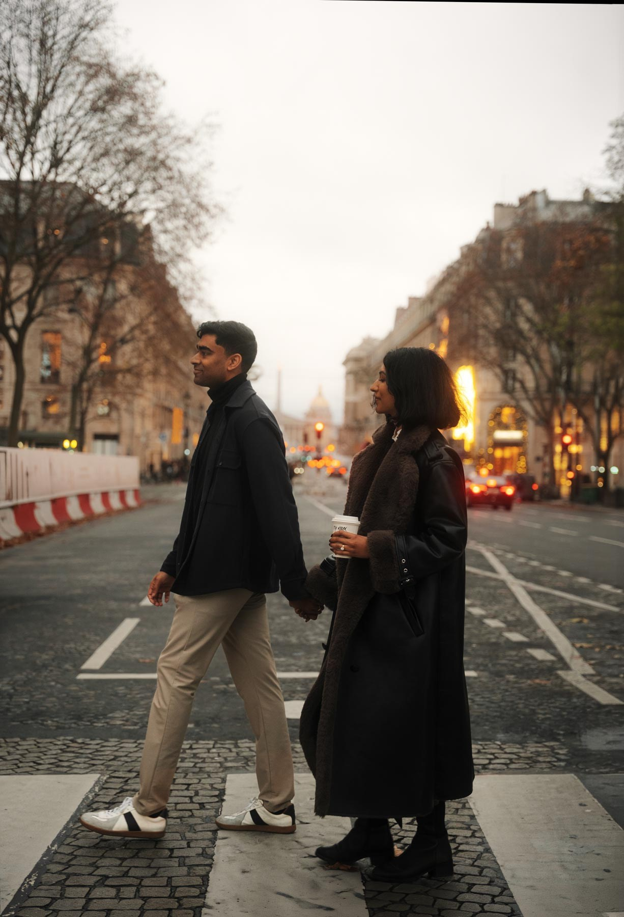 Abi & Sai — Christmas in Paris. Фотограф в Париже Полина Осипова