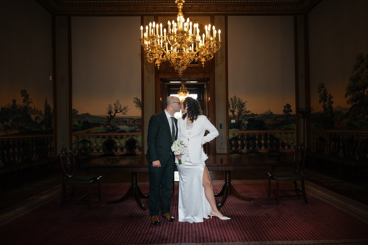 Civil Wedding at Schloss Philippsruhe in Hanau. Wedding photographer & videographer Frankfurt | Denis Mirosnik