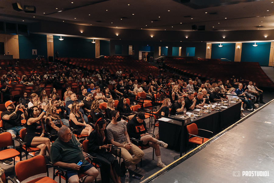 Photographer & Videographer in Florida, Miami, Sunny Isles, Boca Raton. Photo & Video Production Studio #1