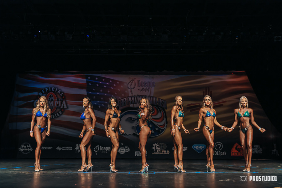 Photographer & Videographer in Florida, Miami, Sunny Isles, Boca Raton. Photo & Video Production Studio #1