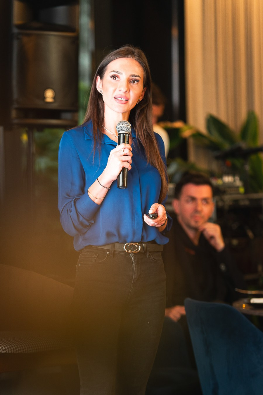 Fotografie Corporate Specializat in Lansări Produs si Serviciu. Fotograf Corporate Business