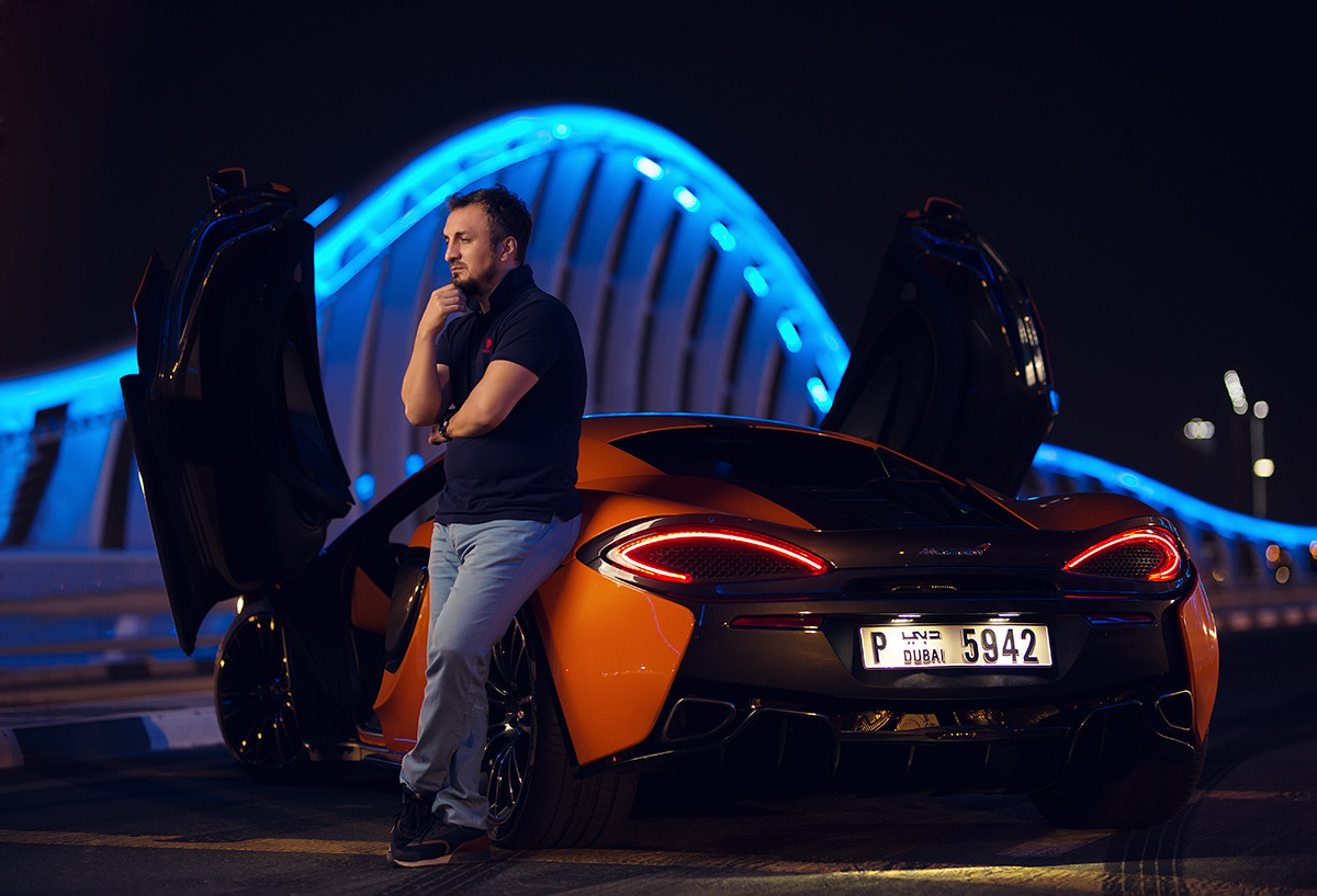 Photo shoot for rent a car. Photographer in Dubai Dmitry Gromov