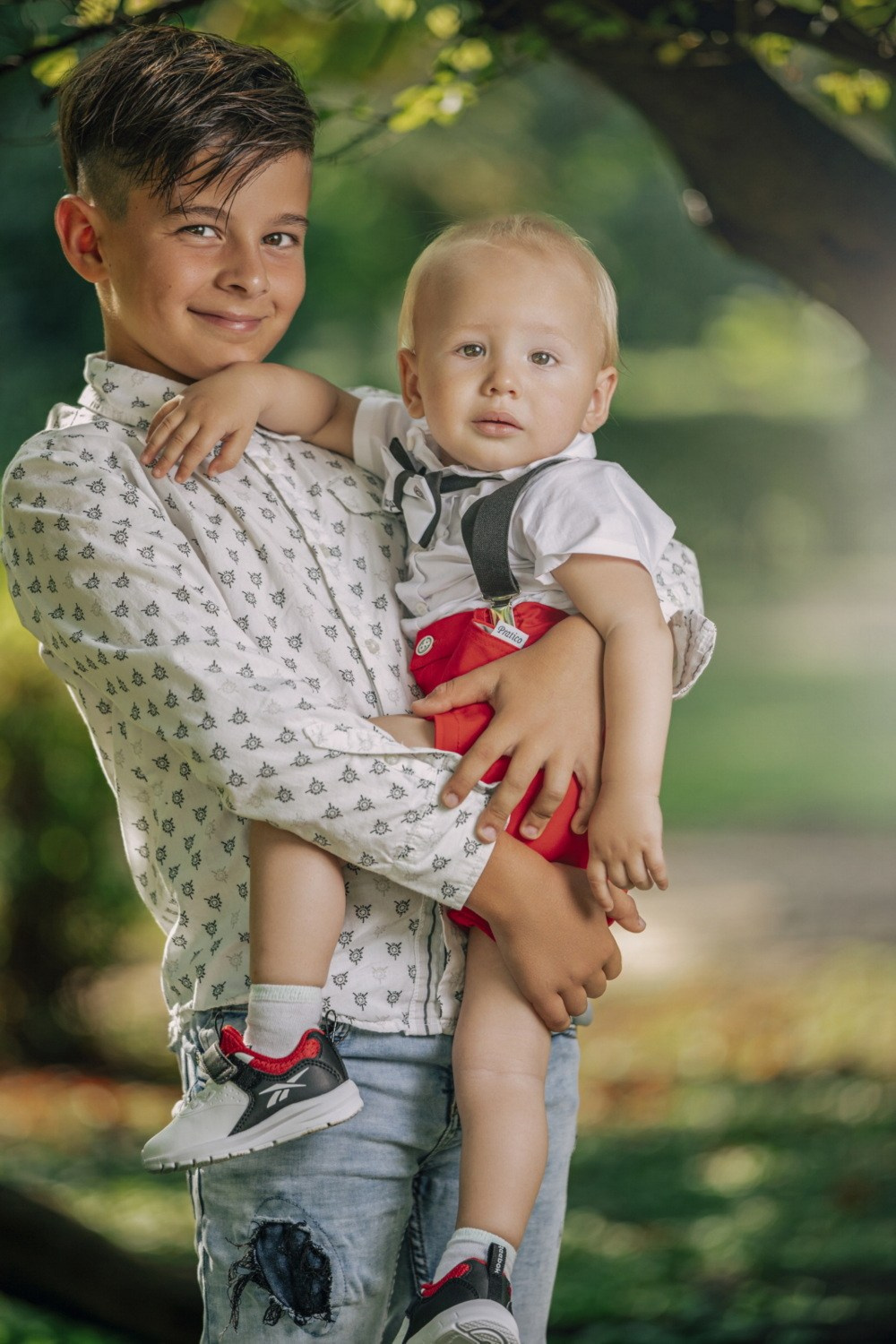 DEČIJA FOTOGRAFISANJA. Fotografi iz Backog Petrovca David i Andrea Stojanovic