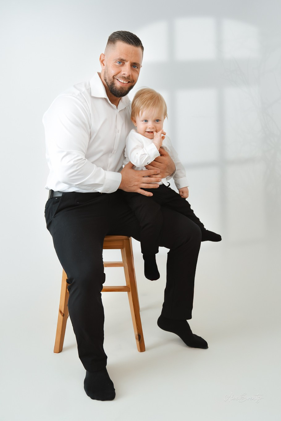 Fotograf Studio copii 1 an Romani Danemarca | Alex Events. AlexEvents Fotograf / Videograf de evenimente Danemarca DK Horsens, Arhus, Odense, Vejle.Nunta, botez, foto-studio