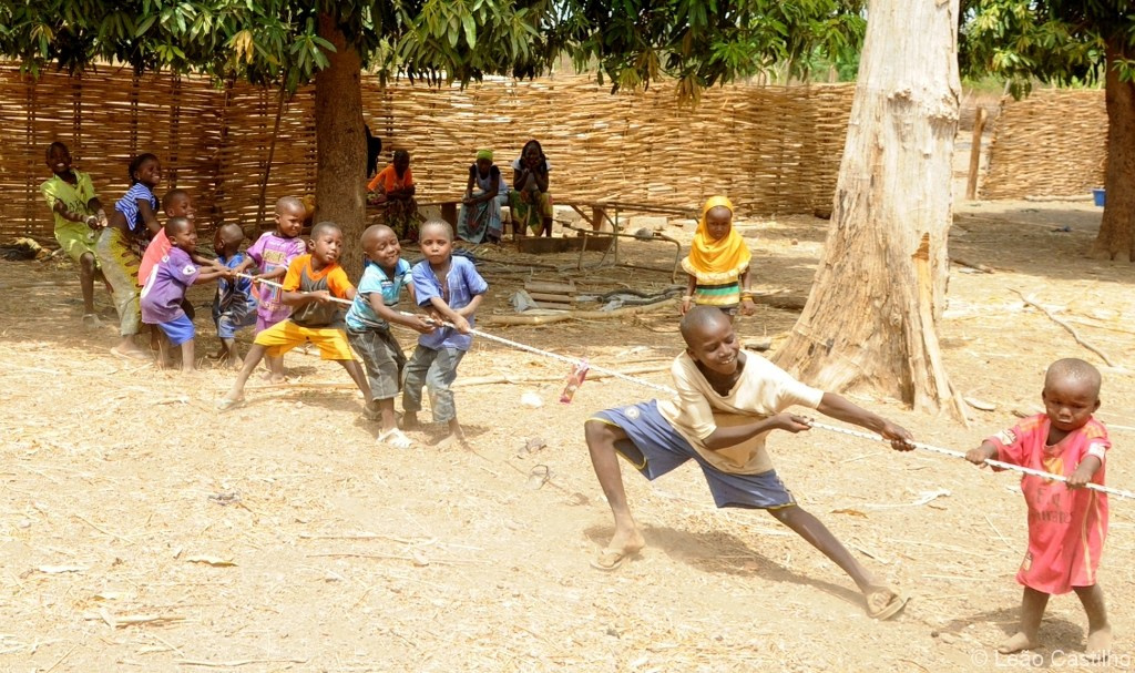Photos of volunteer work at Senegal. Simbahalu