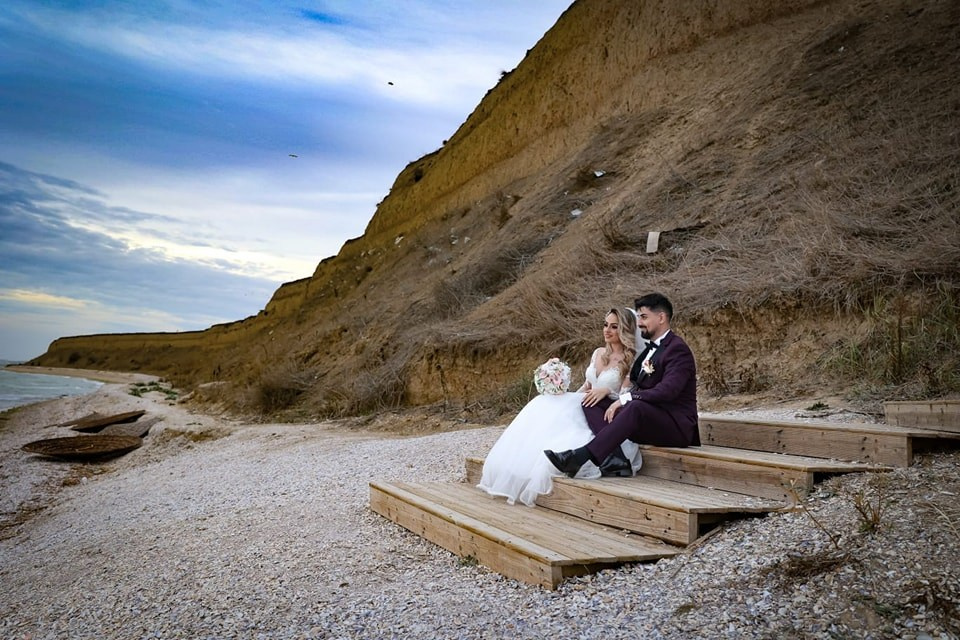 Sebi & Magda. Fotograf Nuntă Constanța - Moments by Gub