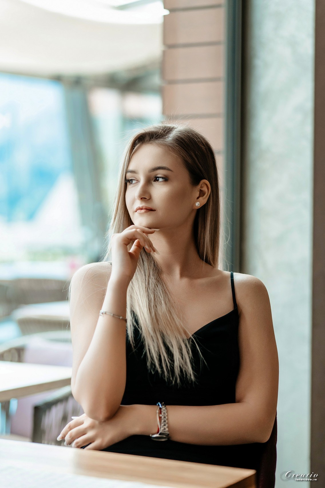 Oferta albume absolvenți 2026. Fotograf nuntă Bistrița | fotograf botez | Creativ Foto Video | Vasile Mizgan