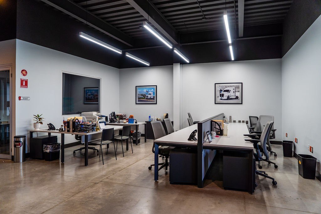 Kenworth Instalaciones. Alex Martínez Fotógrafo | Bodas, retratos y eventos en Tijuana