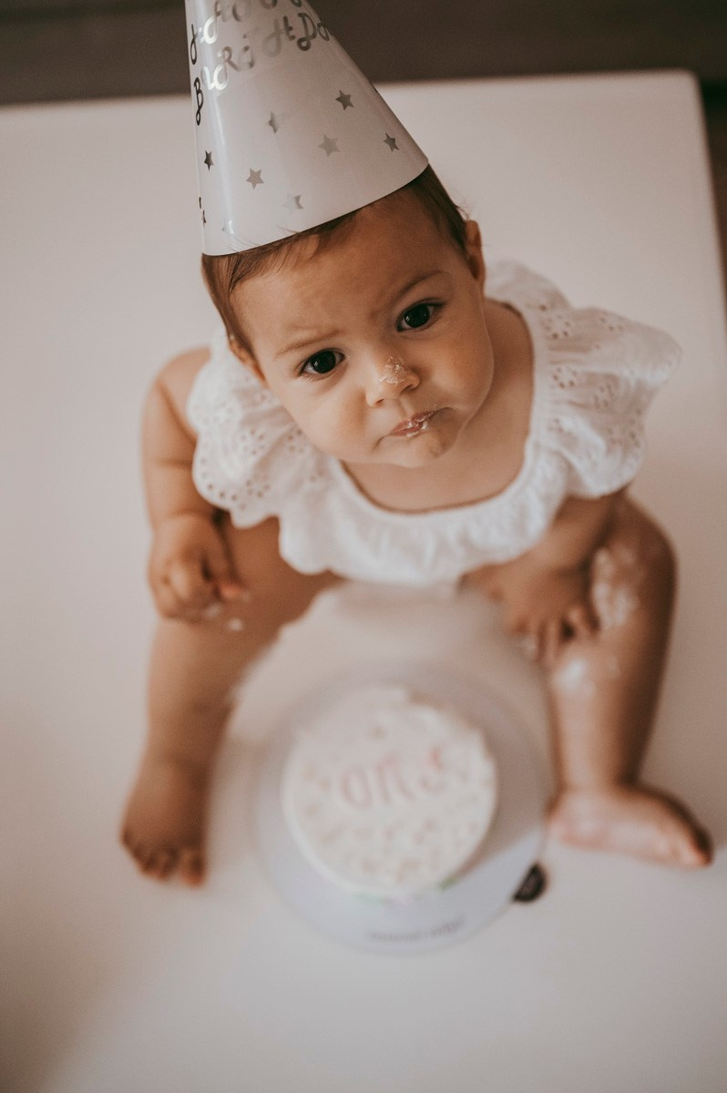 Nastjin 1. rodjendan. Deciji i porodicni fotograf u Beogradu Oksana Skendzic